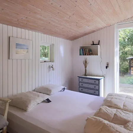 5 Person Holiday Home In H Jby
